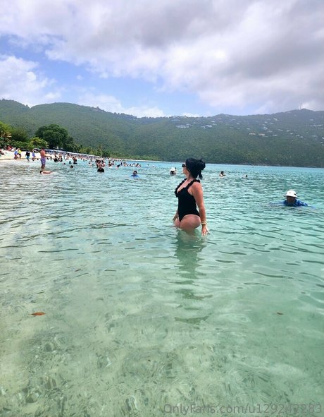 Evelyn Alvarez pornstar high quality img