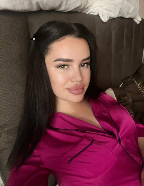 julyyysfree model free img