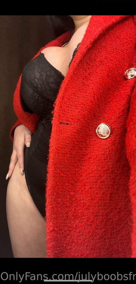 julyyysfree sexy pornstar photo