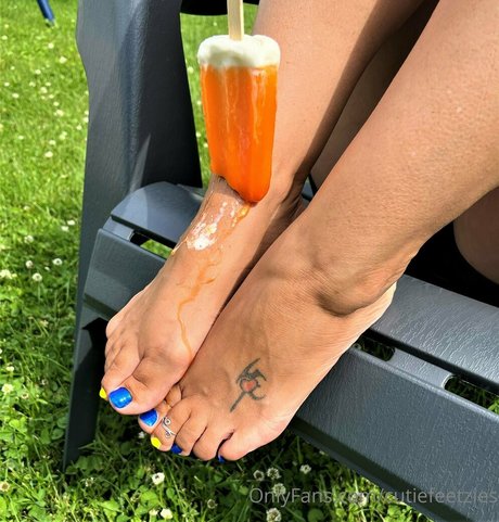 cutiefeetzies hd pornstar gallery