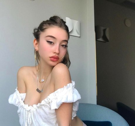 Ayla D lyla Profile pic