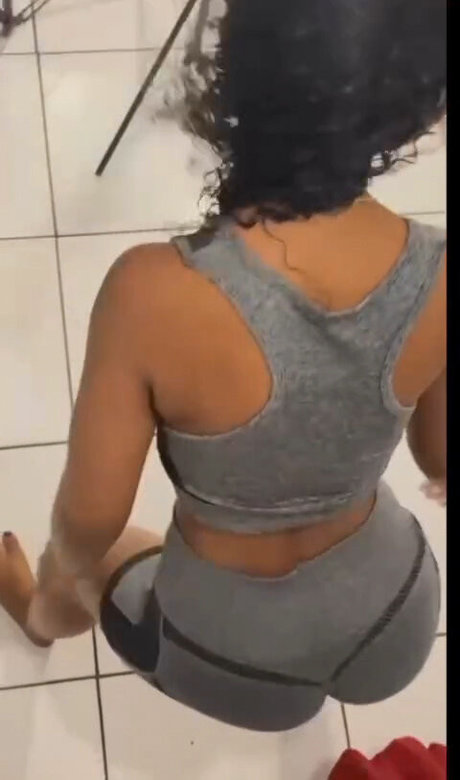 Jacqueline Sousa pretty star img