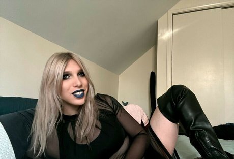 noctiflora exclusive pornstar photo