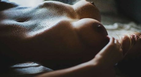 Genny Silvestrini model naked pictures