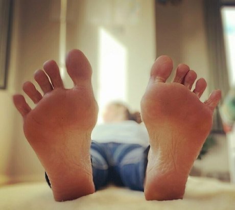 hazel high arches xxx pornstar img