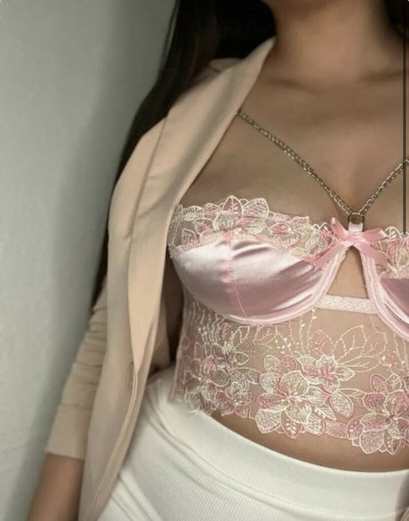 Cutemuffin02 sexy model photo