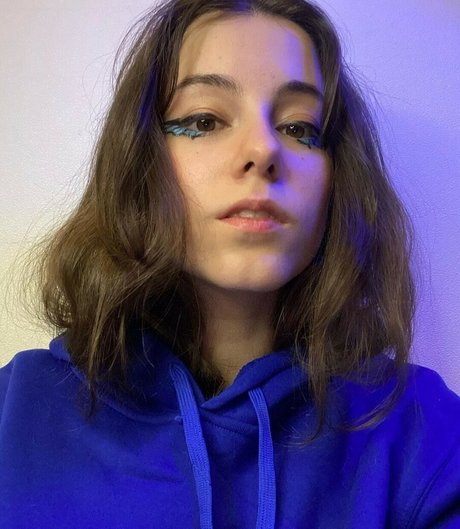 Gil Liany hot star gallery