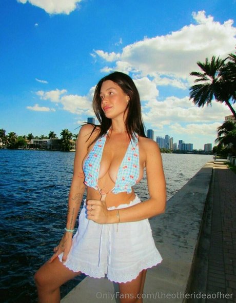 theotherideaofher adult actress photos