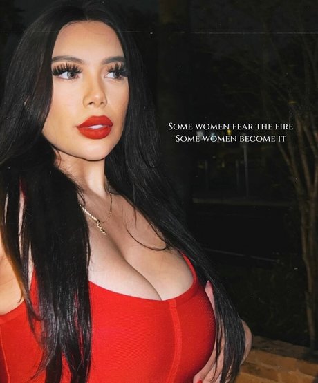 Guayabitaa nude model galleries