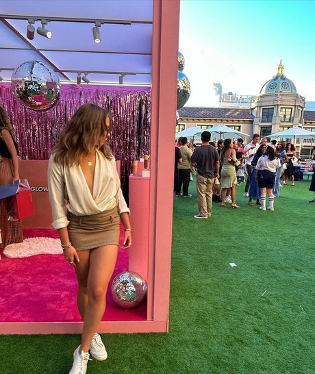 Emilia McCarthy pornstar pretty photos