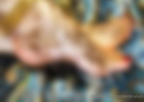 hidden8nature high quality model image