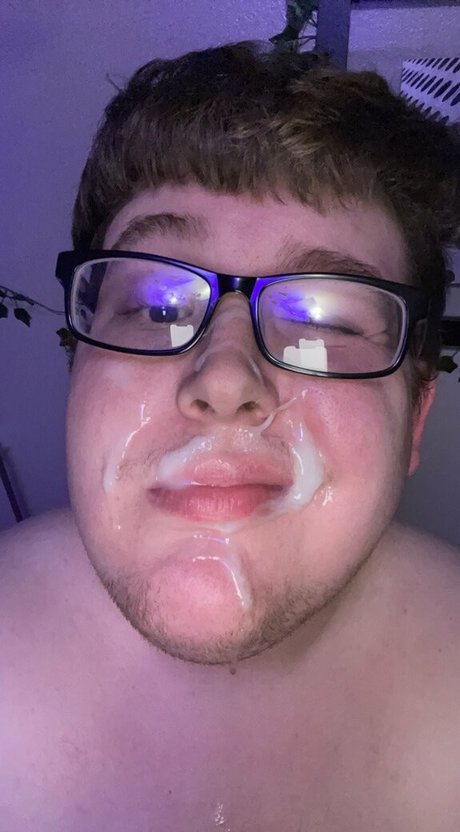 chubbysucker pornstar erotic image