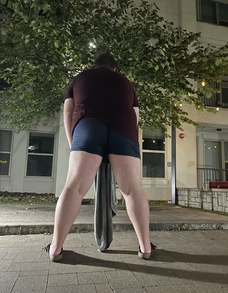 chubbysucker star erotic picture