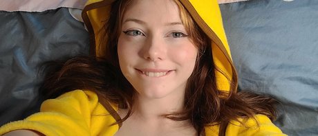 rylie rowan vip nudes model image