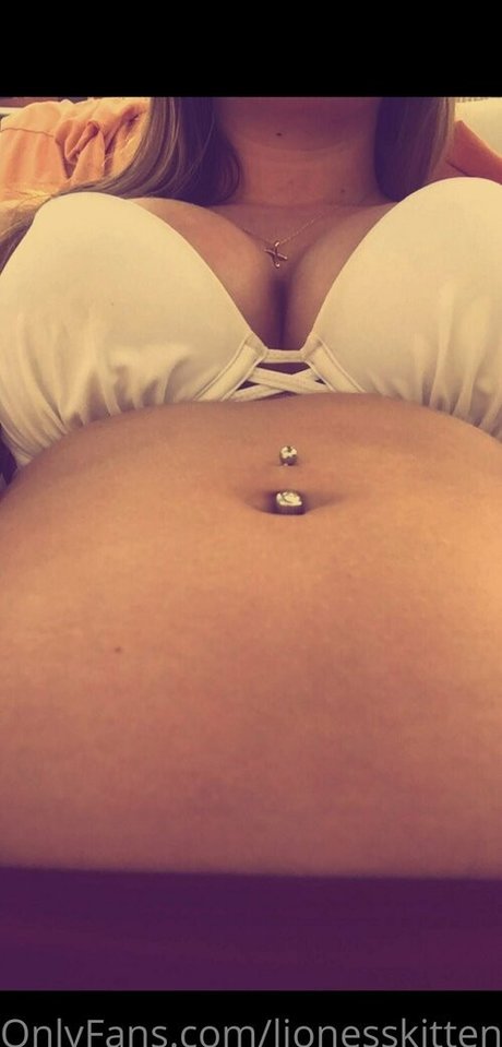 lionesskitten xxx model pics