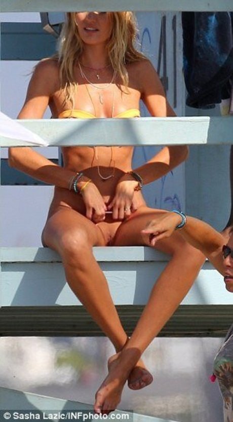 Candice Swanepoel Deepfake sexy model pics