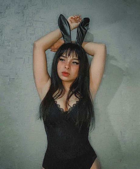 daniggx model top picture