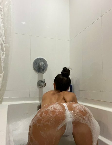 Ariella Moreno nudes pornstar pics