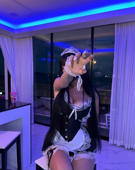 Sofigonewild model art pictures