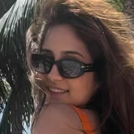 Yasmim Suellem naked star img