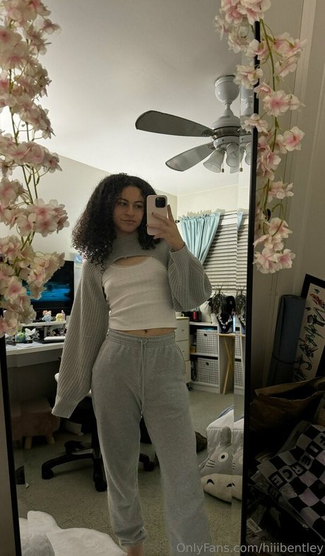 hiiibentley naked star photo