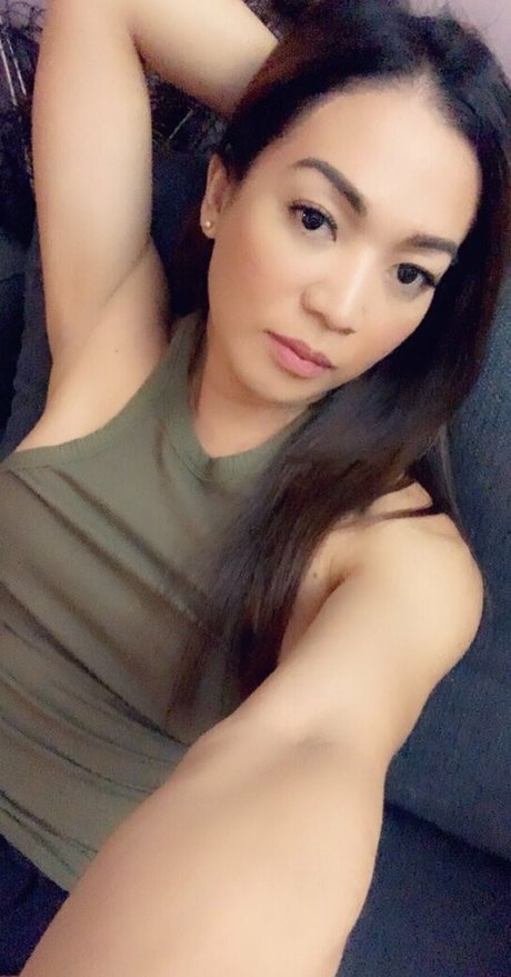 tsklhea model nude img