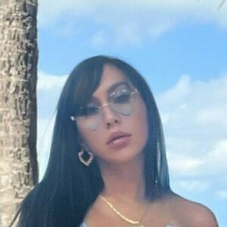 ceciiisantiago art model galleries