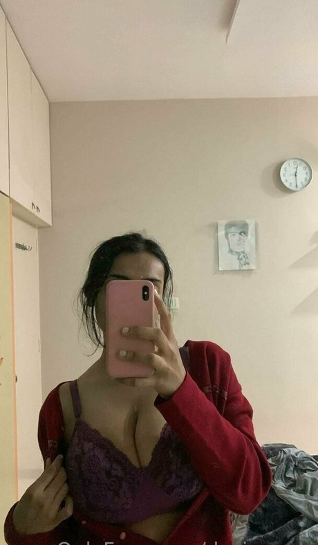 Desiaurora top actress img