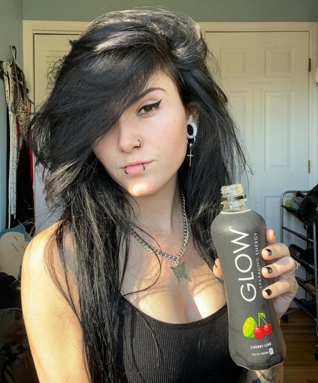 Elektra Kirby art pornstar photos