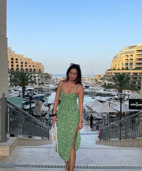 Lisabby nude actress picture