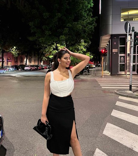 im notannaa erotic model photos