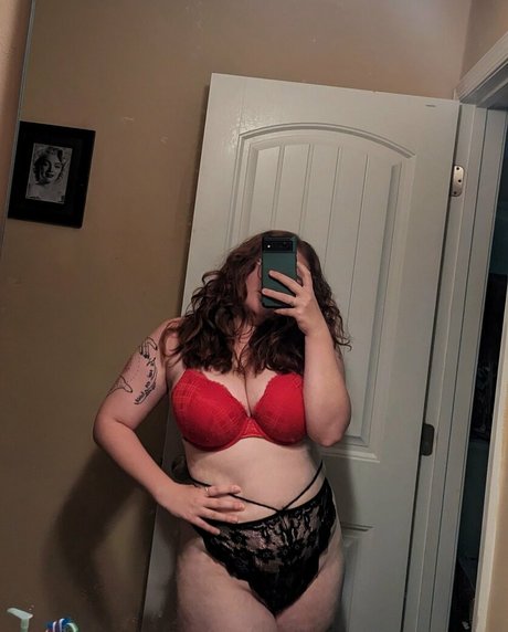 Peachpicnic pornstar sexy photo