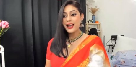 Goddessanna adult model archive