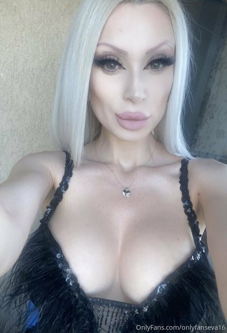 evavixenfree sex model images