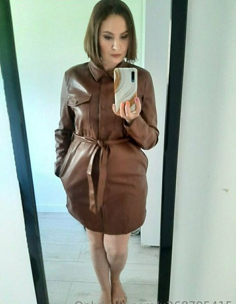 lustymommy star naked picture