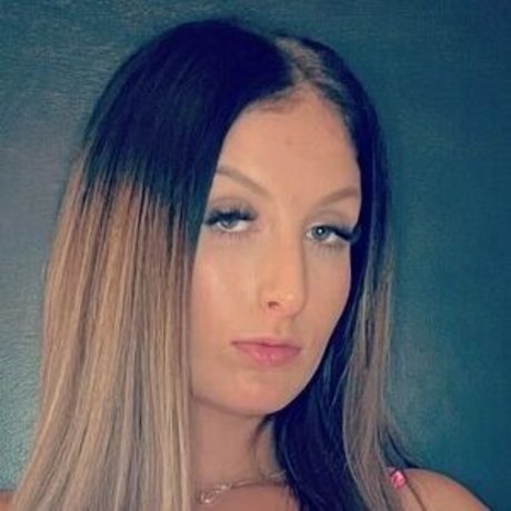 PlaymateSashaVIP model adult pics