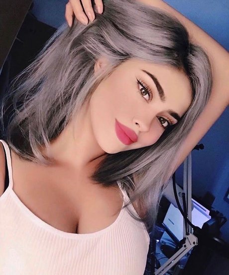 jasikyu adult model img