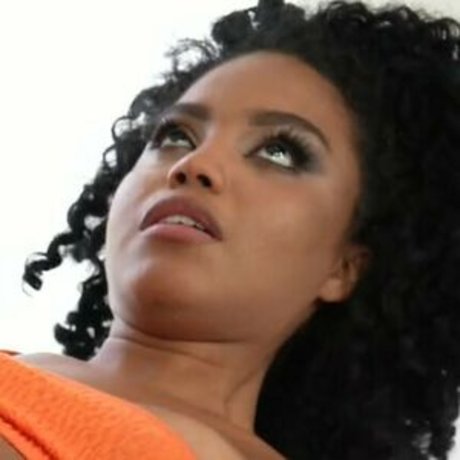 Selva Lapiedra pornstar erotic gallery