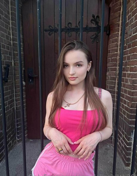 angelelizabeth28 star hot galleries