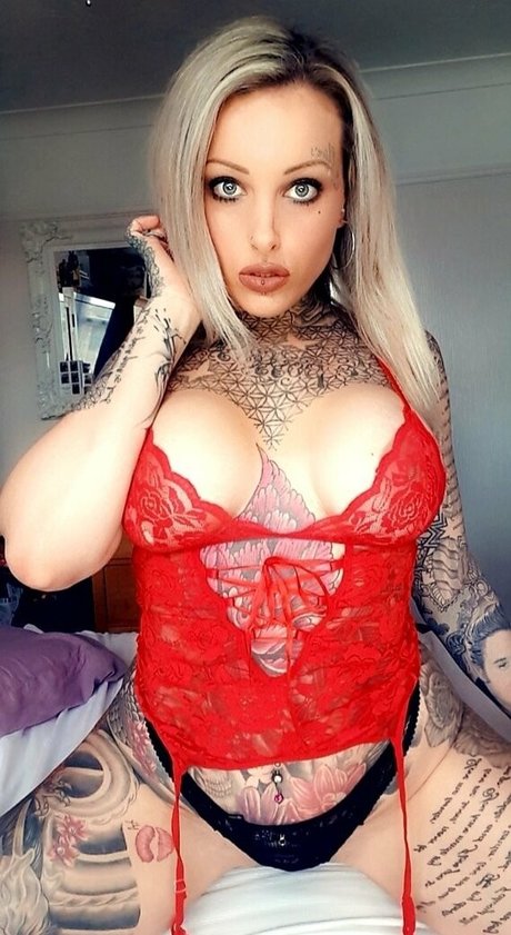 nevaeheaven sexy pornstar photo