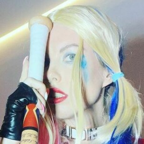 Sidaynosti xxx pornstar pic