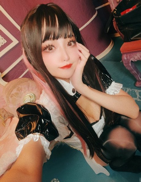 Saki Castle star nude images