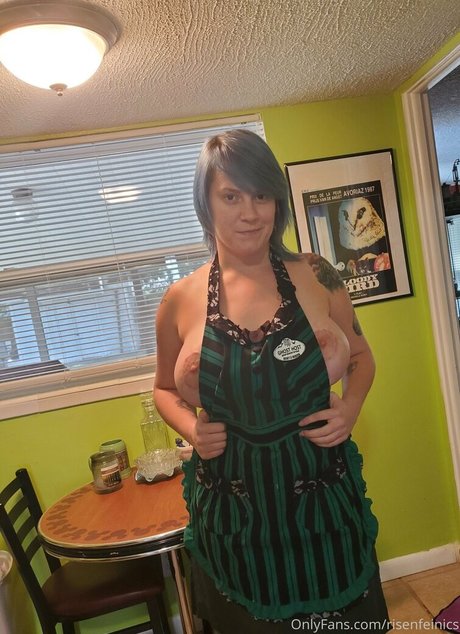 risenfeinics beautiful model photo