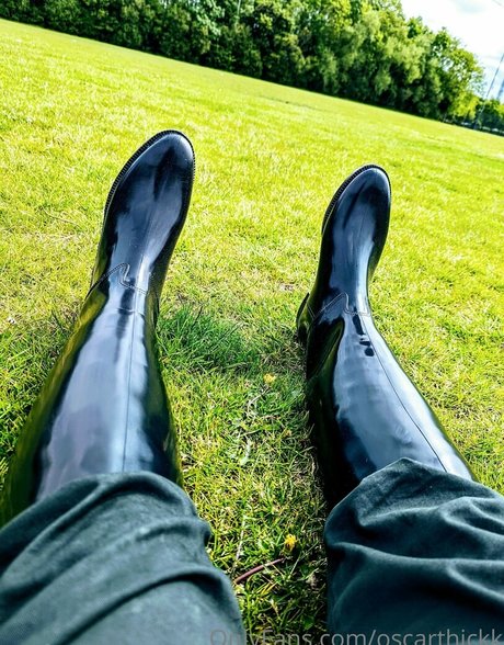 oscarthickk star nudes picture