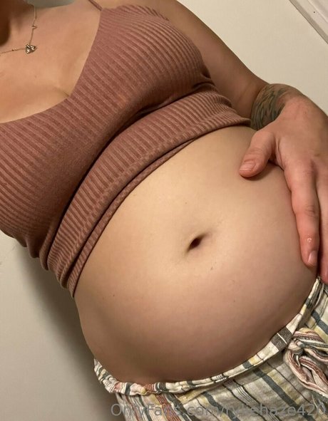 ryliehazefeedee hd pornstar pic