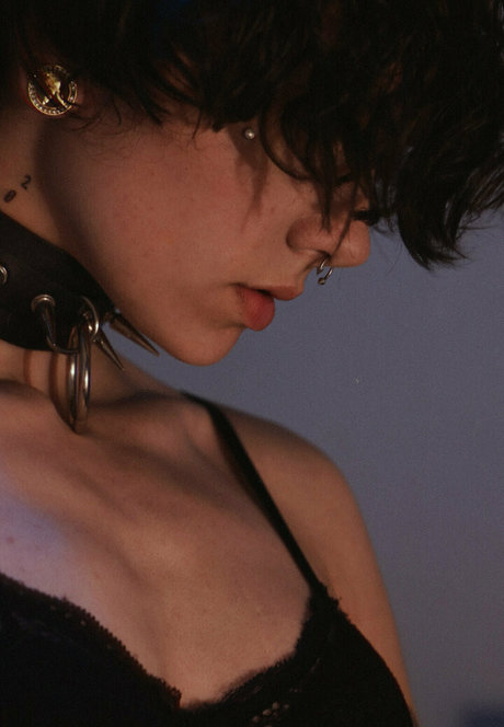 seriouslyzippy pretty model pic