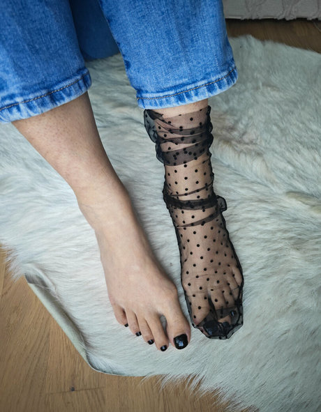 only fancy feet model image