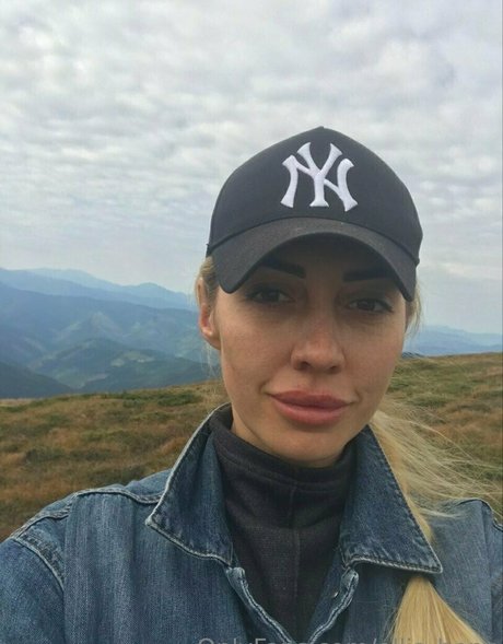 ellis benz star erotic pictures