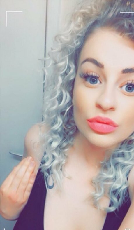 fxckmehard model picture