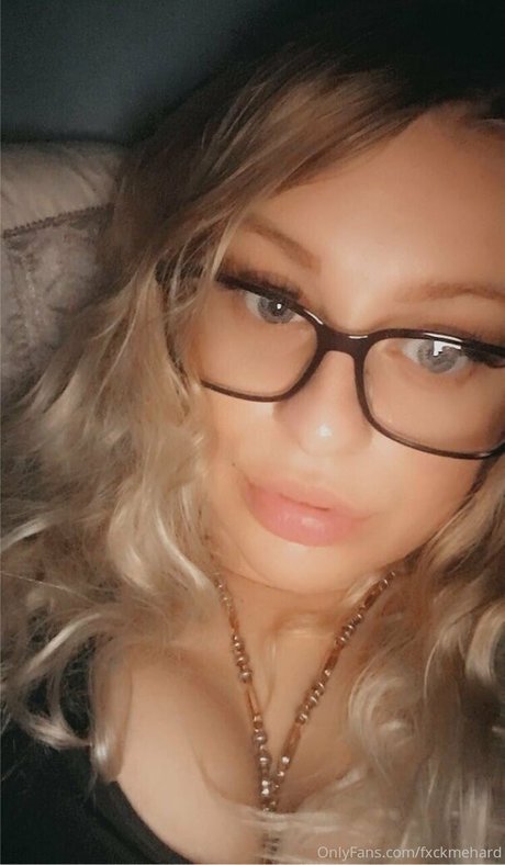 fxckmehard model beautiful photos